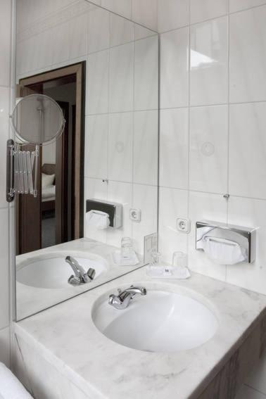 Altstadt-Hotel Трір Номер фото